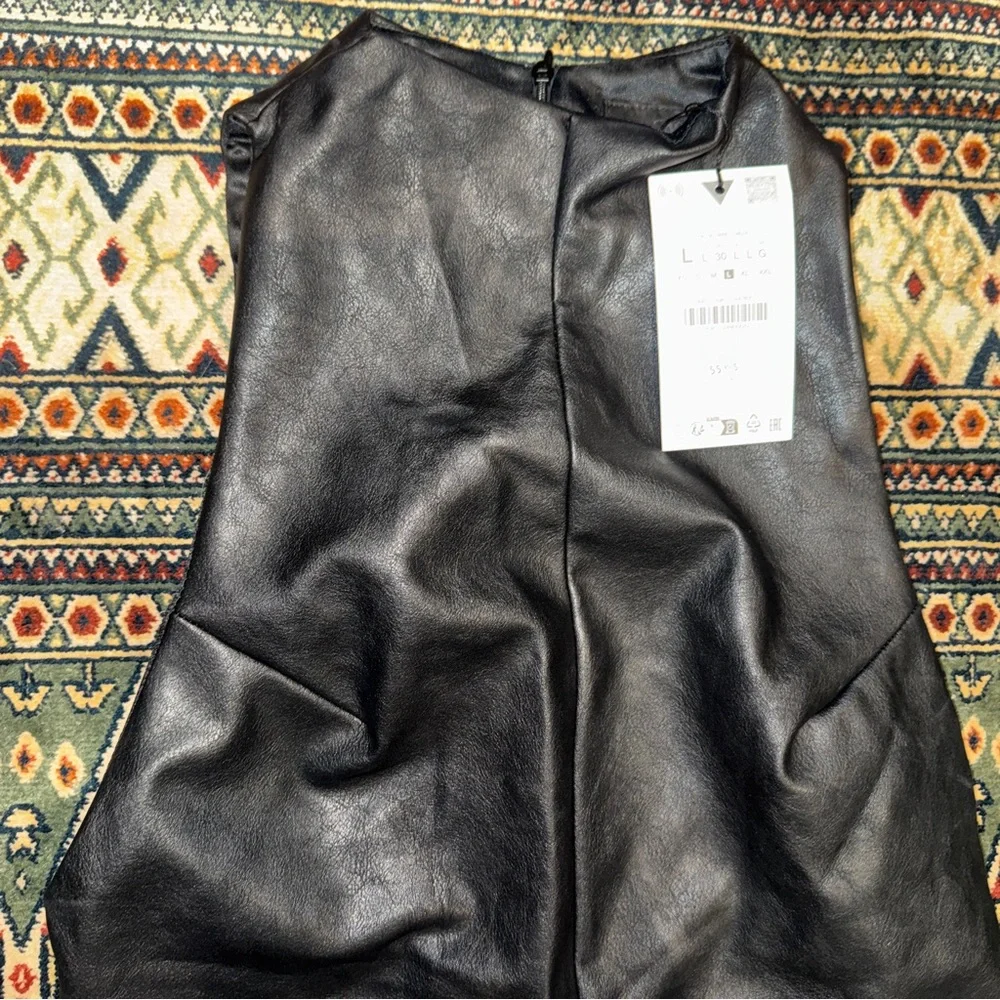 NWT Zara Black Sleeveless mock neck Faux Leather Zip back Top - size Large - Picture 4 of 12